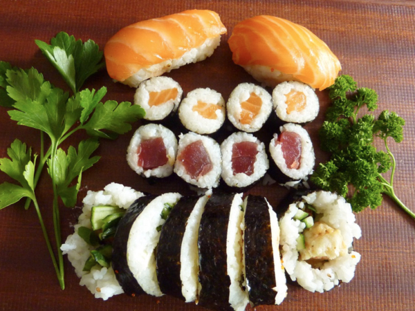 Sushi Menü 11 (16 Stück)