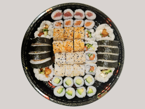 Sushi Menü (für 2 Personen, 44 Stück)